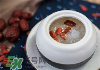 銀耳湯放冰箱過夜能吃嗎?銀耳湯放冰箱能放多長時間? 銀耳湯放冰箱過夜能吃嗎?銀耳湯放冰箱能放多長時間?