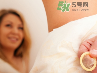 安全套放車里還能用嗎？套套藏哪里比較安全？