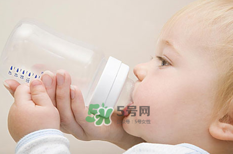 寶寶脫水怎么補(bǔ)水？寶寶脫水怎么辦？