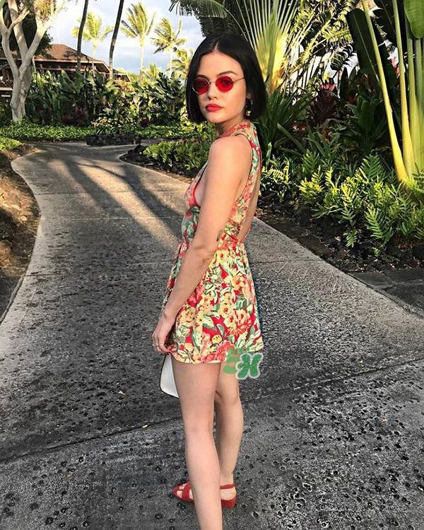 今年流行的彩色墨鏡款式 今年流行什么彩色墨鏡款式 今年流行的彩色墨鏡款式 今年流行什么彩色墨鏡款式