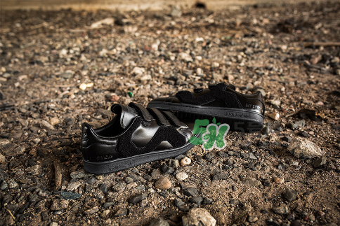 adidas by raf simons秋冬系列運(yùn)動(dòng)鞋多少錢(qián)？