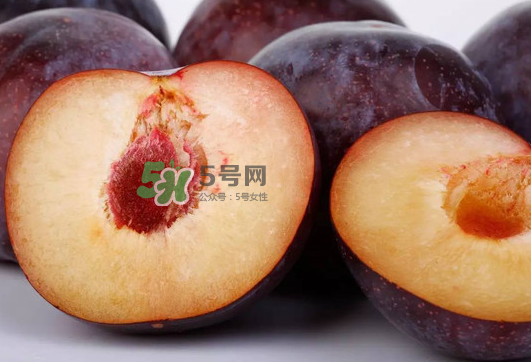 黑布林和火龍果能一起吃嗎？黑布林可以和火龍果一起吃嗎？