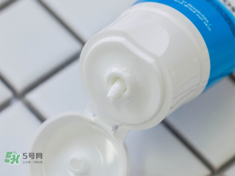 理膚泉防曬乳怎么樣 理膚泉防曬修護(hù)三部曲好用嗎 理膚泉防曬乳怎么樣 理膚泉防曬修護(hù)三部曲好用嗎