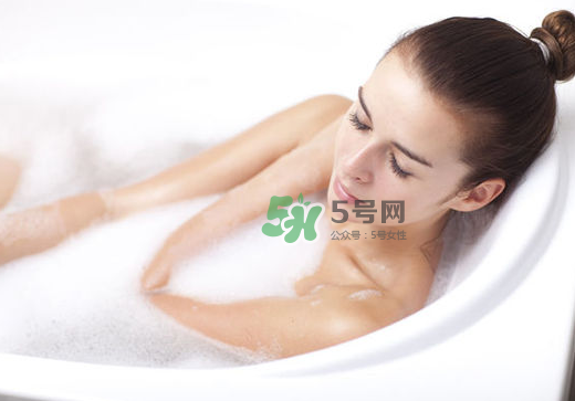 三伏天可以天天泡腳嗎？三伏天可以天天泡澡嗎？