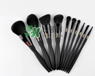 基礎(chǔ)眼影的畫法步驟圖 基礎(chǔ)眼影的畫法 基礎(chǔ)眼影的畫法步驟圖 基礎(chǔ)眼影的畫法