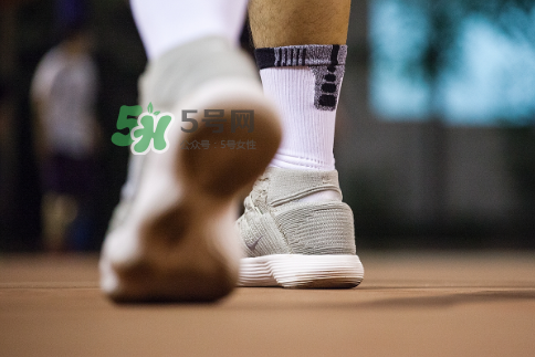 nike react hyperdunk 2017腳感怎么樣？hyperdunk 2017實(shí)戰(zhàn)測評