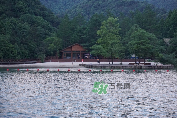 9月份去浙江穿什么？九月份去浙江穿什么衣服