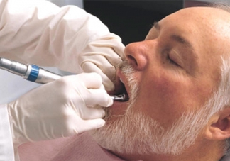 牙齒松動吃什么藥有效？牙齒松動是缺鈣嗎