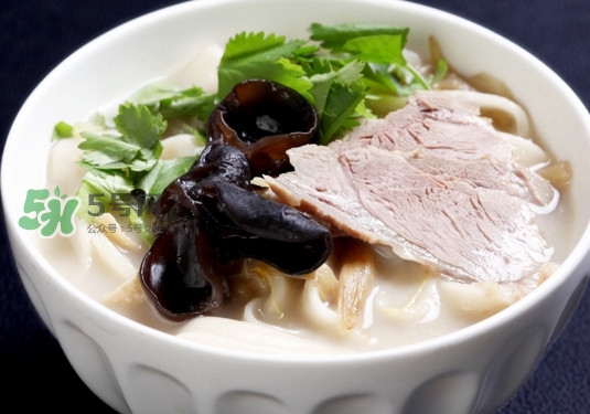 燴面是哪里的特產(chǎn)？燴面是酸性還是堿性