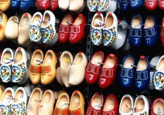 閏月鞋什么時(shí)候買(mǎi)2017？閏月鞋應(yīng)該買(mǎi)什么顏色？