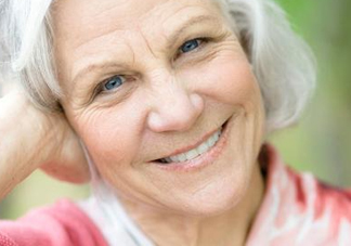 牙齒松動會自己好嗎？牙齒松動會自己掉嗎