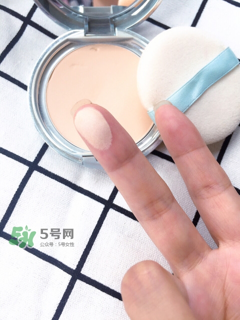 time secret時(shí)間秘密粉餅色號(hào)_試色圖 time secret時(shí)間秘密粉餅色號(hào)_試色圖