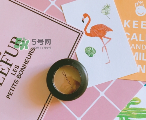 mac焦點小眼影怎么樣？mac時尚焦點小眼影好用嗎