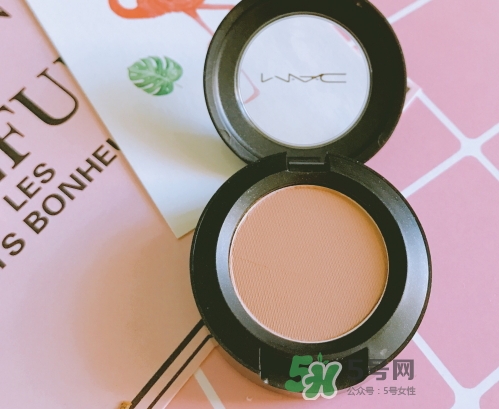 mac焦點小眼影怎么樣？mac時尚焦點小眼影好用嗎
