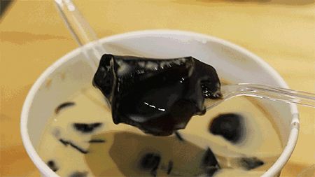 仙草凍怎么吃？仙草粉做的仙草凍怎么會有點苦