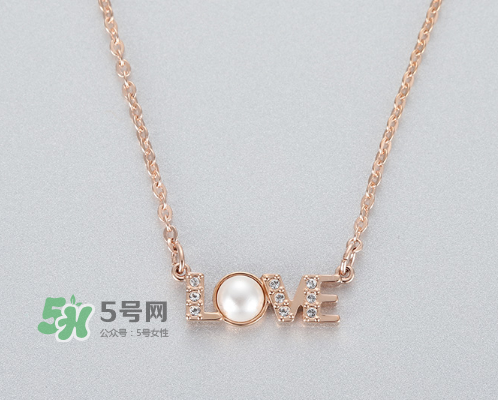 施華洛世奇七夕字母項(xiàng)鏈多少錢？施華洛世奇七夕字母項(xiàng)鏈專柜價(jià)格
