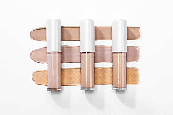粉底液顏色如何選擇 選對(duì)粉底液不浮粉不脫妝 粉底液顏色如何選擇 選對(duì)粉底液不浮粉不脫妝