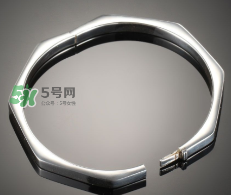 銀手鐲變黑了如何洗白？銀手鐲變黑怎么洗？