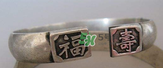 銀手鐲可以用牙膏洗嗎？銀手鐲可以用什么洗？