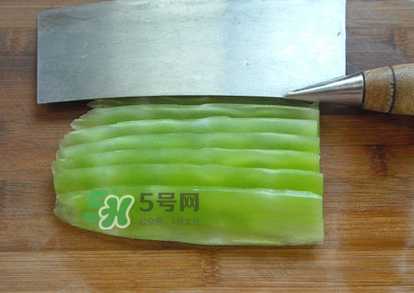 青筍怎么處理？青筍怎么切成菱形