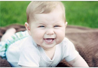 立秋后寶寶要穿什么衣服？立秋后寶寶要穿襪子嗎？