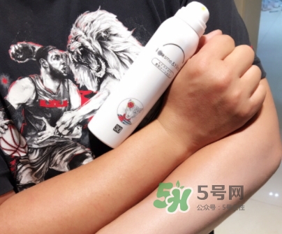 icosme防曬噴霧好用嗎？icosme水光素顏防曬噴霧怎么樣