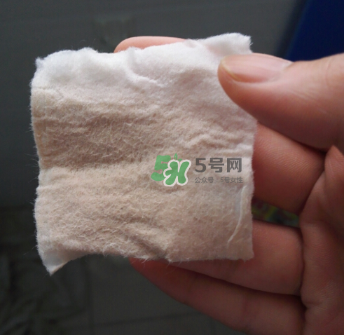 歐詩漫卸妝水怎么樣？歐詩漫卸妝水含酒精嗎？