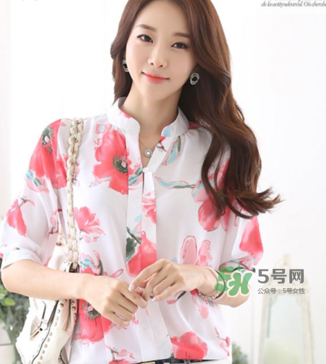 九月份可以穿長(zhǎng)袖嗎？九月份穿短袖還是長(zhǎng)袖？