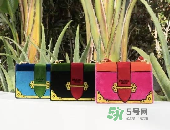 2017七夕可以送包包嗎？2017七夕送什么包包？