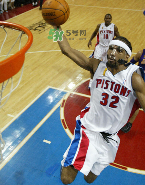 漢密爾頓同款air jordan 11活塞隊(duì)配色會(huì)發(fā)售嗎？