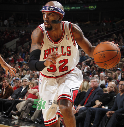 漢密爾頓同款air jordan 11活塞隊(duì)配色會(huì)發(fā)售嗎？