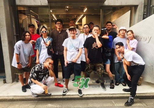 clot與converse聯(lián)名太極帆布鞋上腳效果怎么樣？