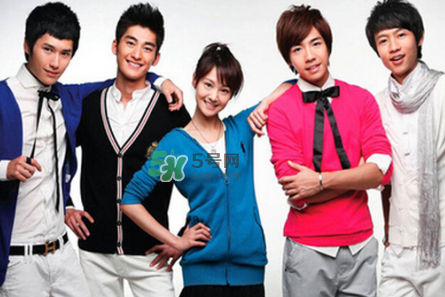 郭敬明與朱梓驍情史 郭敬明與朱梓驍事件介紹 郭敬明與朱梓驍情史 郭敬明與朱梓驍事件介紹