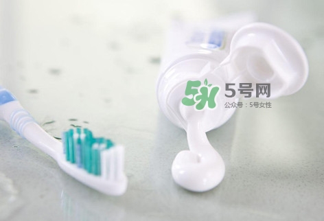 牙膏怎么去黑頭？牙膏去黑頭有用嗎