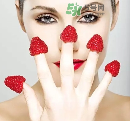 牙膏怎么去黑頭？牙膏去黑頭有用嗎