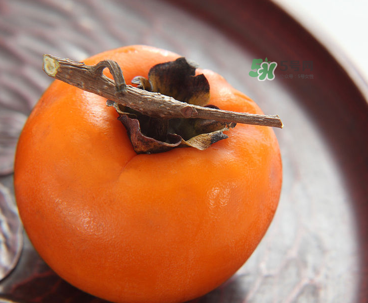 柿子要剝皮嗎?柿子皮可以吃嗎? 柿子要剝皮嗎?柿子皮可以吃嗎?