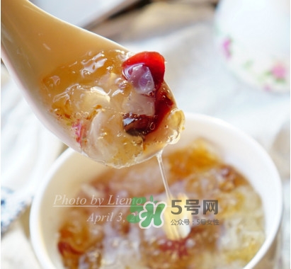 皂角米能和桂圓一起煮嗎？皂角米不能和什么一起吃