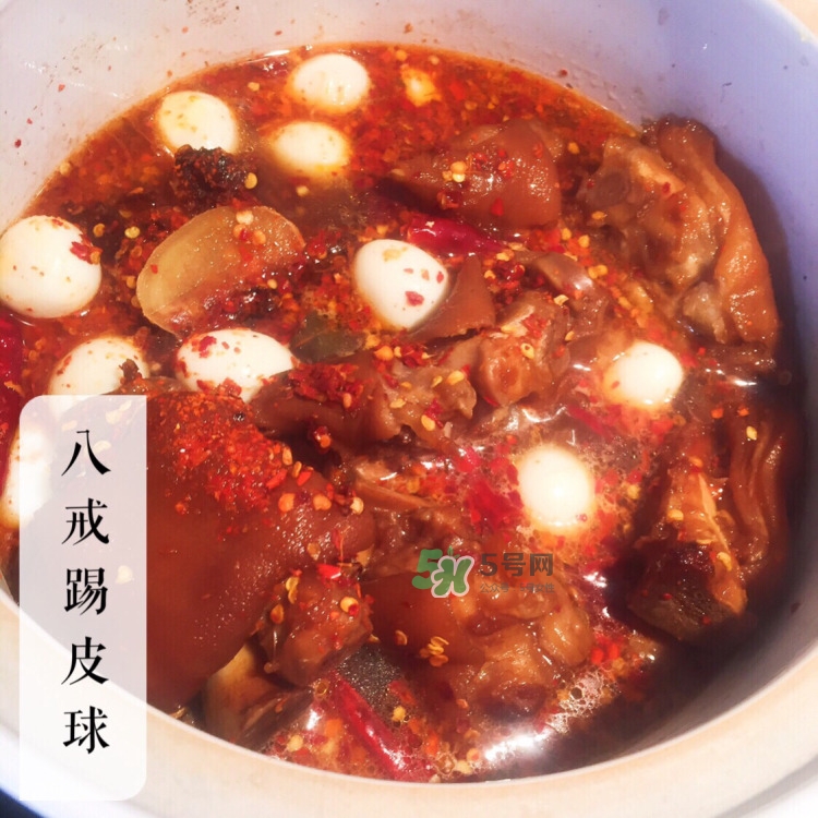 豬八戒踢皮球是什么菜 豬蹄燉鵪鶉蛋的做法 豬八戒踢皮球是什么菜 豬蹄燉鵪鶉蛋的做法