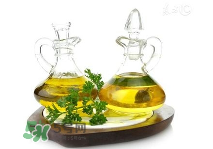 橄欖油和甘油哪個好？橄欖油和甘油的區(qū)別