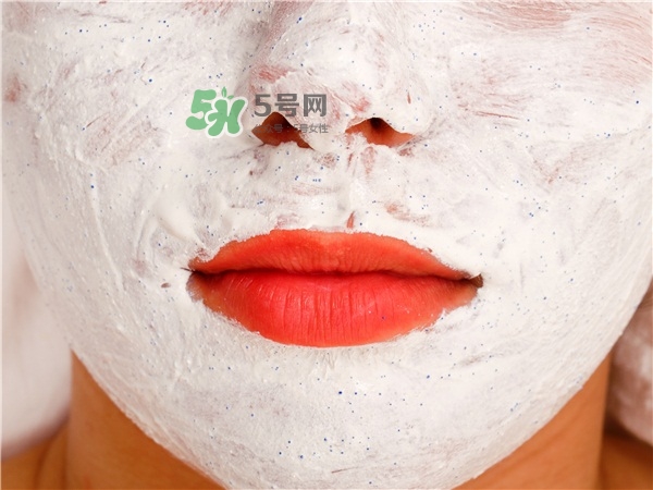 泥面膜的正確使用方法 泥面膜哪個牌子好 泥面膜的正確使用方法 泥面膜哪個牌子好