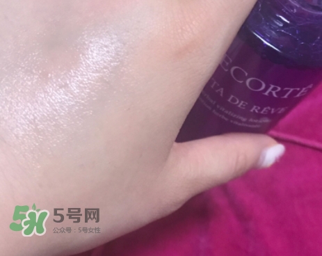 小棕瓶和小紫瓶哪個(gè)好？小棕瓶和黛珂小紫瓶哪個(gè)先用