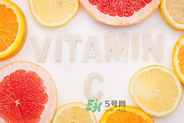 維生素c產(chǎn)品能白天用嗎 白天可以用維生素c護膚品嗎 維生素c產(chǎn)品能白天用嗎 白天可以用維生素c護膚品嗎