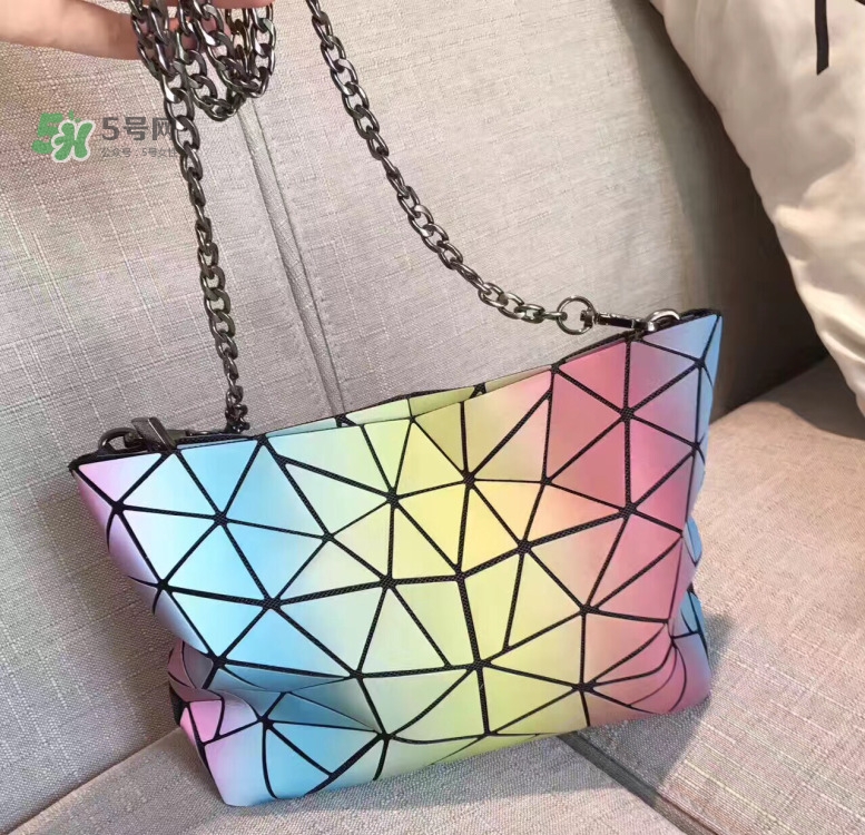 東大門彩虹包質(zhì)量怎么樣_東大門彩虹包好看嗎 東大門彩虹包質(zhì)量怎么樣_東大門彩虹包好看嗎