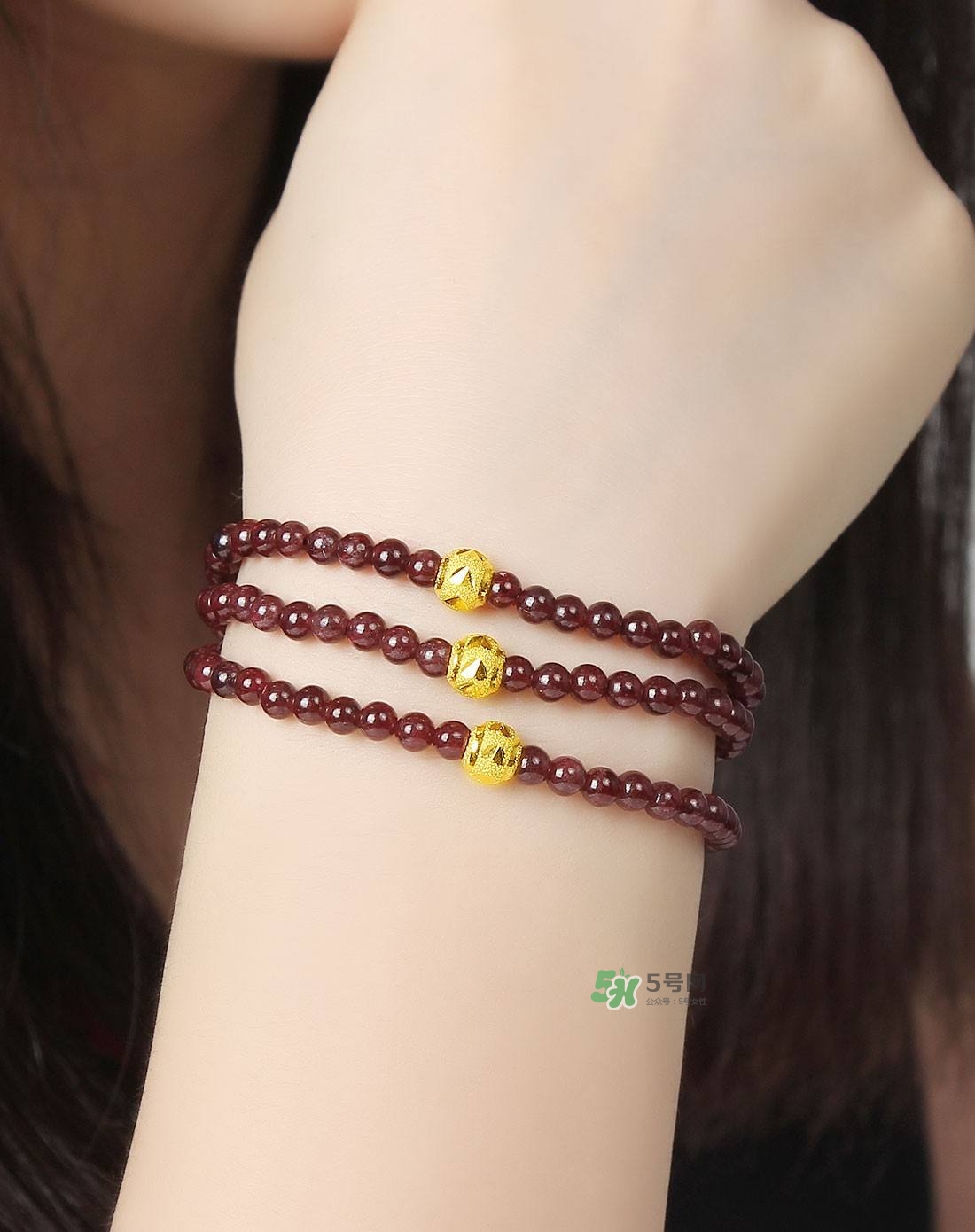 石榴石的功效與作用 石榴石怎么分辨真假 石榴石的功效與作用 石榴石怎么分辨真假