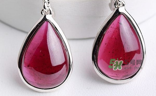 石榴石是什么做的？石榴是是怎么形成的？