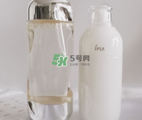 ipsa流金水是玻璃瓶嗎？流金水是塑料的嗎