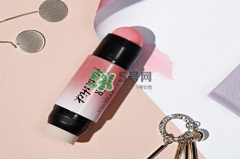 美寶蓮微醺氣色感應(yīng)腮紅棒怎么樣？美寶蓮腮紅棒怎么用