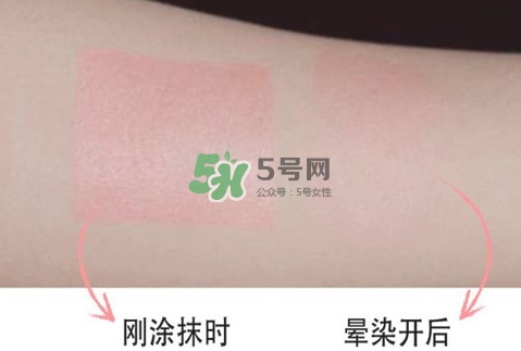 美寶蓮微醺氣色感應(yīng)腮紅棒怎么樣？美寶蓮腮紅棒怎么用