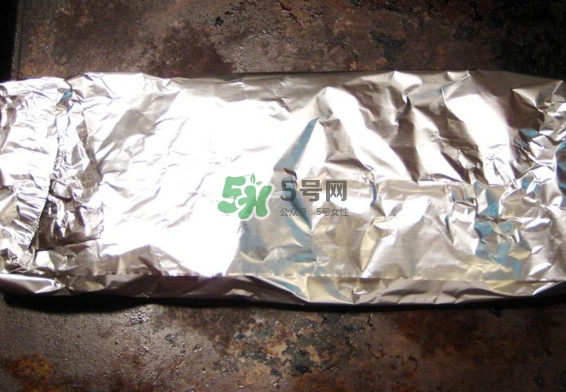 錫紙是一次性的嗎？錫紙可以放微波爐嗎