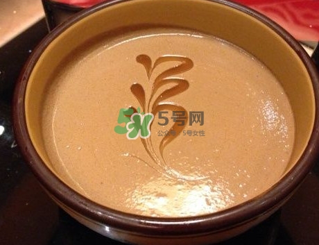 芝麻醬和花生醬哪個好？芝麻醬和花生醬的區(qū)別